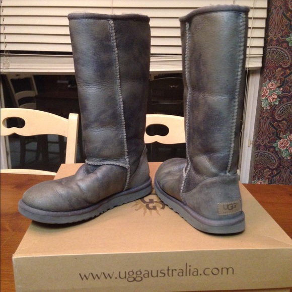 Silver Metallic Ugg Boots - Picture 2 of 5