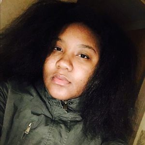 Meet your Posher, Kelsey