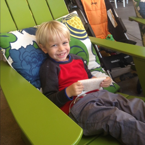 Meet your Posher, Kate - Picture 3 of 3