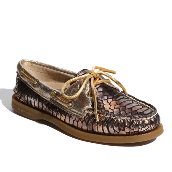 Rare gold snakeskin print Sperry's