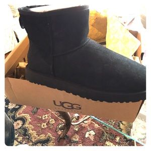 Size 10 Black Ankle Uggs