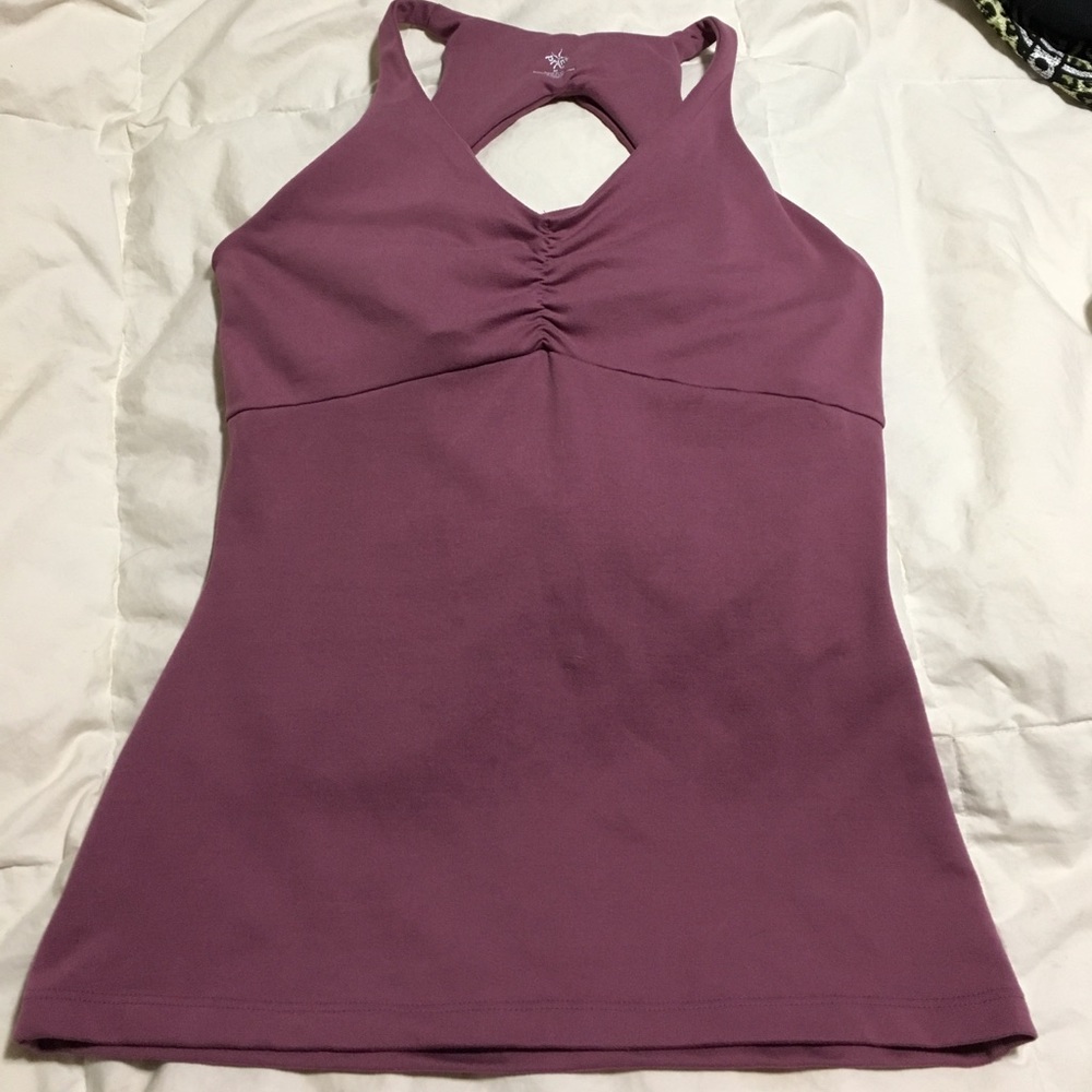Women's clothing