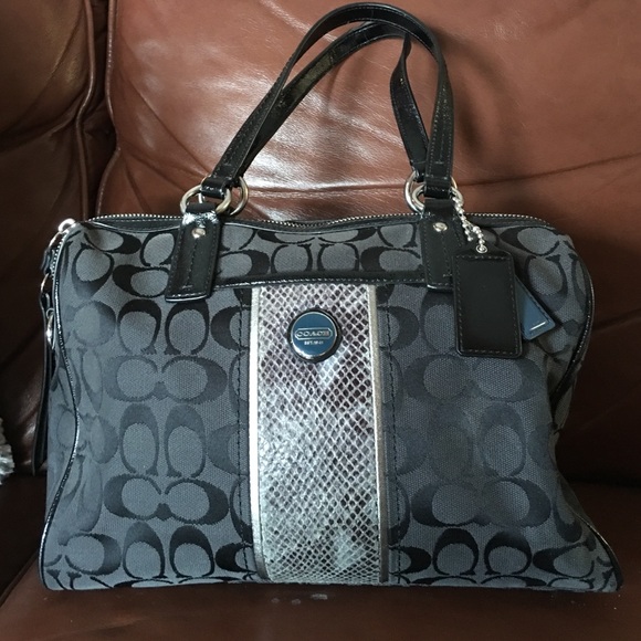 Black Coach hand bag