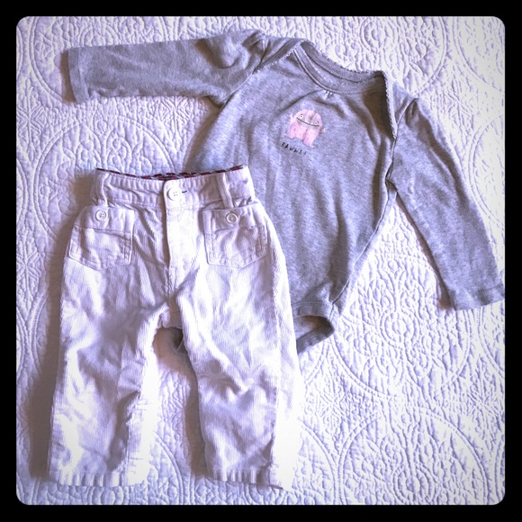 Gap light-weight cords and bodysuit