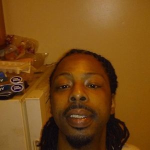 Meet your Posher, Dennis