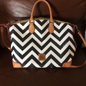 Dooney & Bourke shoulder/crossbody bag.