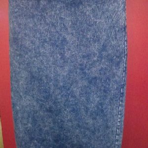 Stone washed spandex skirt wore once