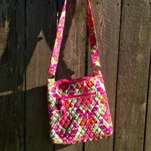 VERA BRADLEY HIPSTER