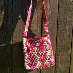 VERA BRADLEY HIPSTER