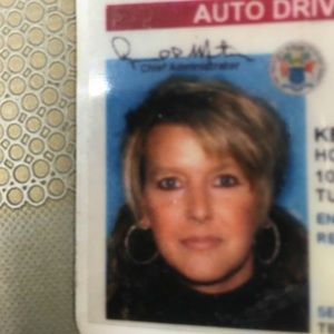 Meet your Posher, Holly