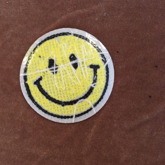 Smiley face towel patch - Picture 2 of 2