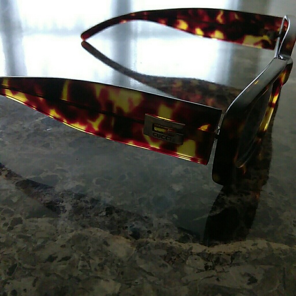 Gucci shades💥💥💣💣💣sale!!!!*authentic*