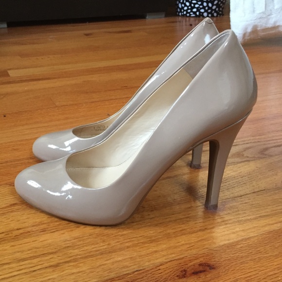 Cute nude heels
