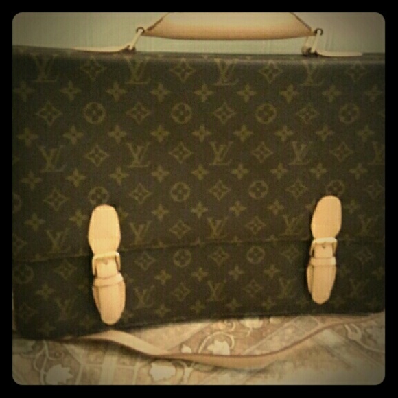 Briefcase LV