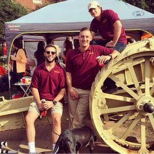 Meet your Posher, Joey