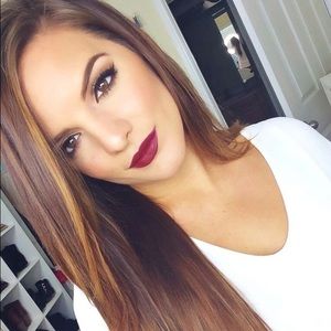 Meet your Posher, Helen