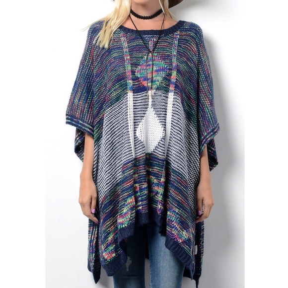 🚨LAST🚨KIMIA textured poncho style print top NAVY - Picture 2 of 2