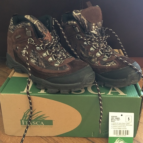 Waterproof camo hiking boots. Unisex. - Picture 1 of 4