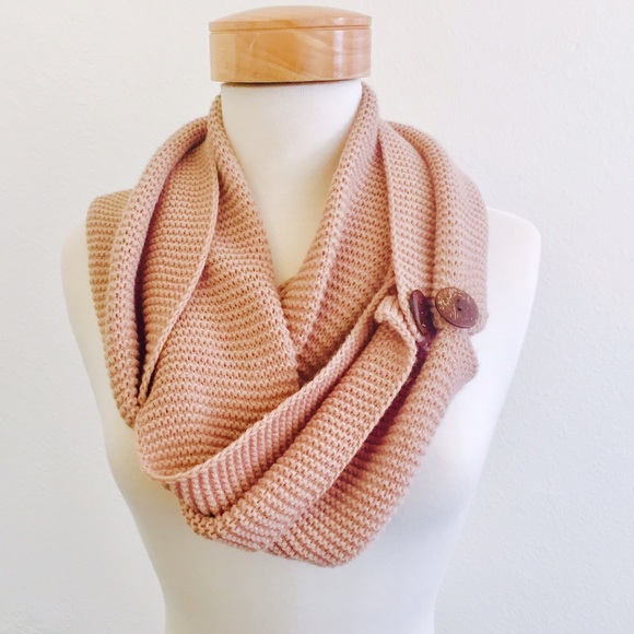 S O L D Infinity Scarf - Picture 2 of 3