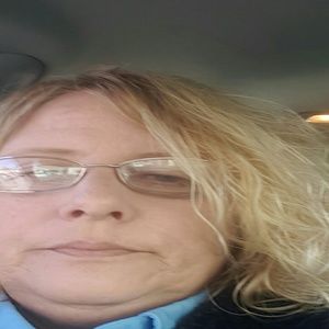 Meet your Posher, Yvette