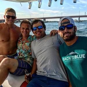 Meet your Posher, Troy