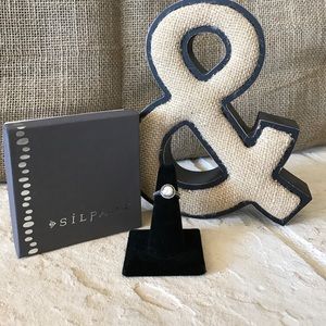 Silpada Sterling Silver & CZ ring R2076