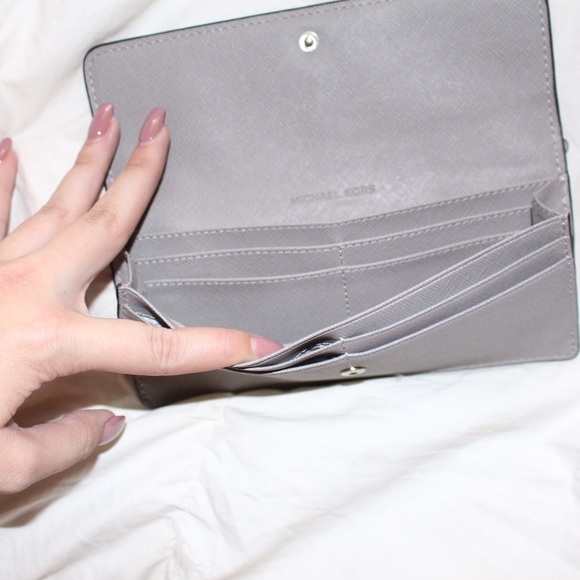 Michael Kors Wallet - Picture 2 of 2