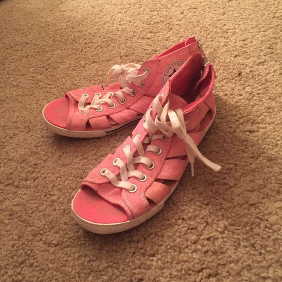 Pink converse