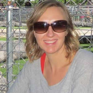 Meet your Posher, Carrie