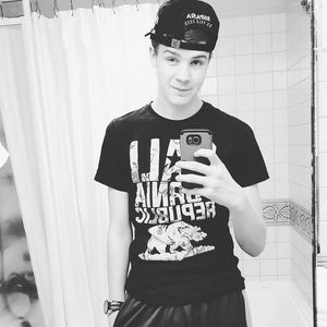 Meet your Posher, Joshua