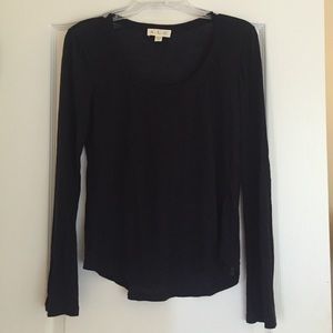 Dark navy scoop neck long sleeve.