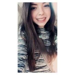 Meet your Posher, Alyssa