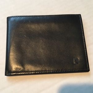 PIERRE CARDIN Men's Leather Wallet