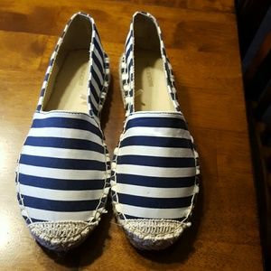 Espadrilles flats