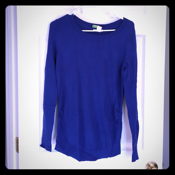 Maternity sweater