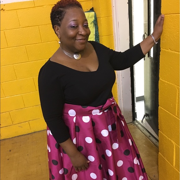 Meet your Posher, Angela - Picture 2 of 3