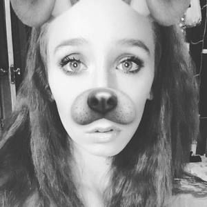 Meet your Posher, Annika