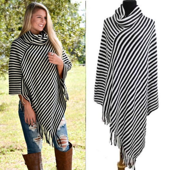 🆕EMMALEE cowl neck poncho - BLACK/WHITE - Picture 3 of 4