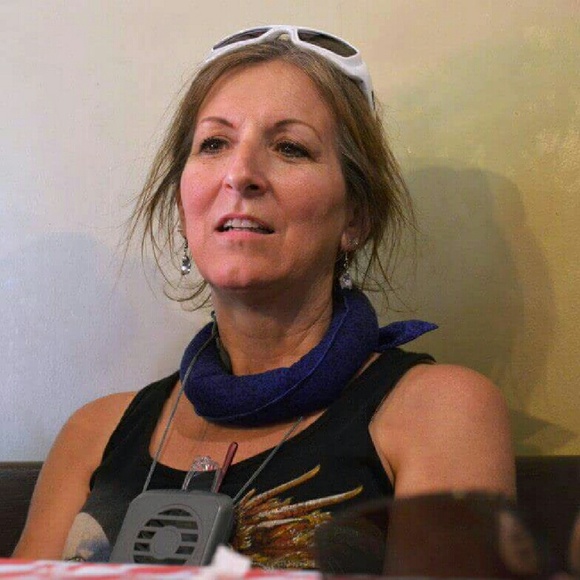 Meet your Posher, Sheila - Picture 2 of 4