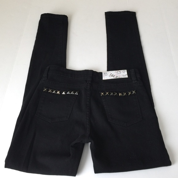 Urban Outfitters Denim - UO Blank NYC Black Skinny Jeans, size 26