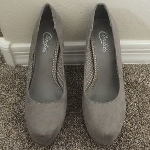 Platform pumps! Candies gray suede like size 9.