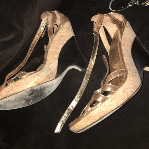 Sandals - Picture 2 of 4