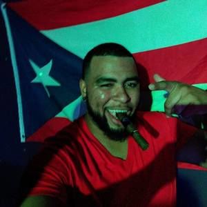 Meet your Posher, Laureano