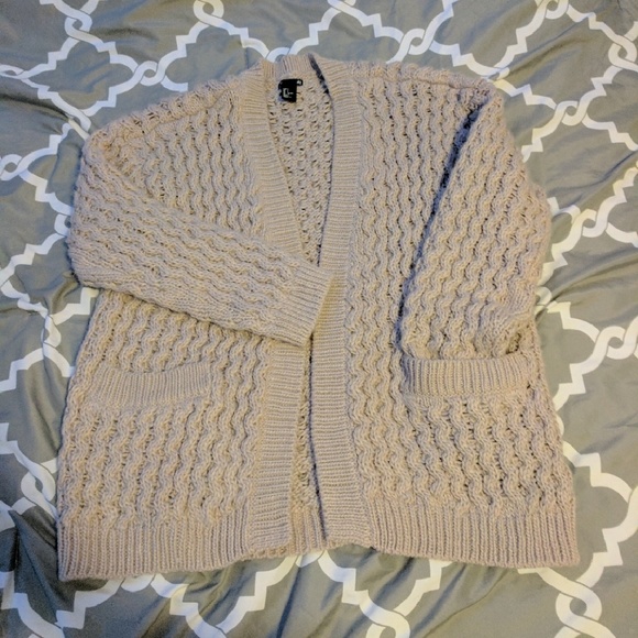 NWOT Oversized Chunky Cardigan