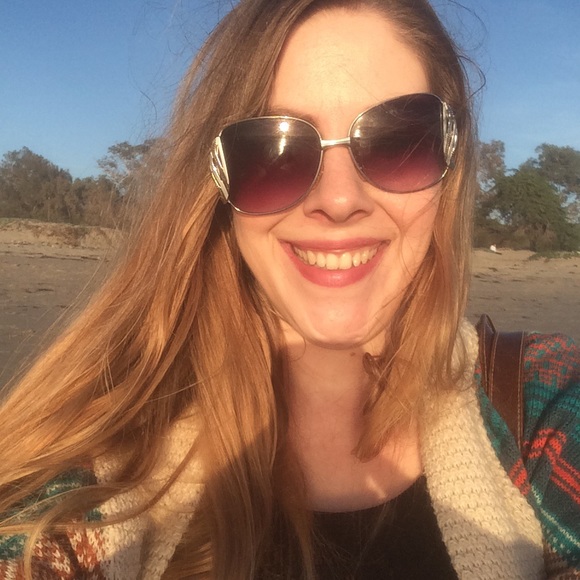 Meet your Posher, Samantha.