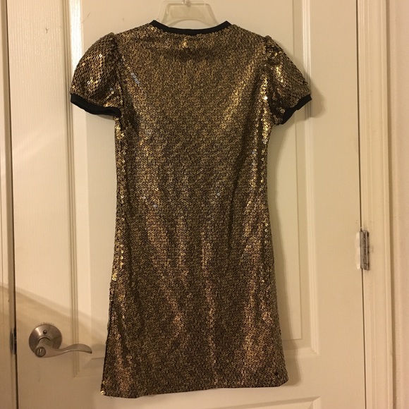 GOLD&BLACK SEQUINS DRESS SMALL - Picture 3 of 4