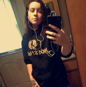 Meet your Posher, Tori