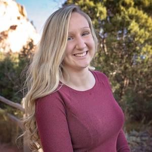 Meet your Posher, Ashlyn