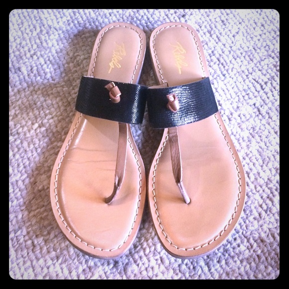 Black & Tan Flat Sandals