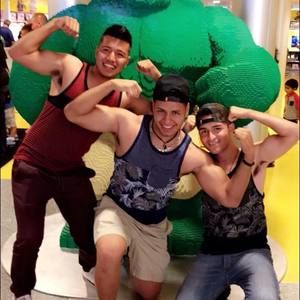 Meet your Posher, Edwin juan